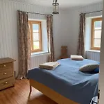 Temelhof - Mit Sauna Und Kamin