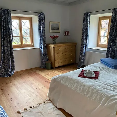 Temelhof - Mit Sauna Und Kamin * Sittersdorf