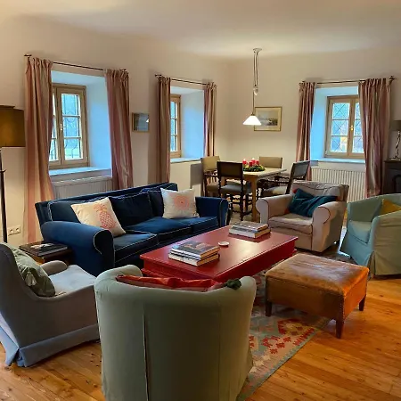 Temelhof - Mit Sauna Und Kamin * Sittersdorf