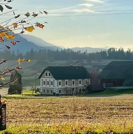Temelhof - Mit Sauna Und Kamin Holiday home Sittersdorf