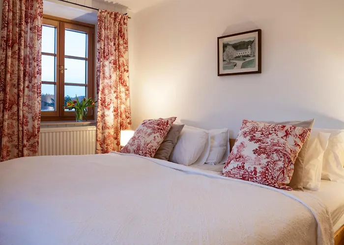 Temelhof - Mit Sauna Und Kamin