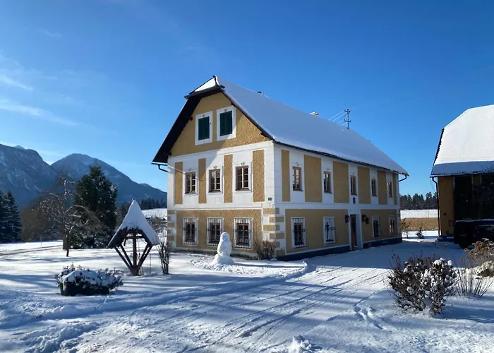 Temelhof - Mit Sauna Und Kamin Holiday home Sittersdorf